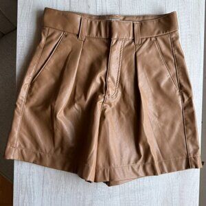 Abercrombie & Fitch Vegan Faux Leather High Waisted Trouser Shorts Womens Small